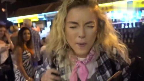 吃瓜欧美网红在线观看,在线观看，笑料连连