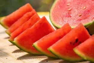 第一吃瓜官网,揭秘娱乐圈幕后故事，带你领略明星真实生活