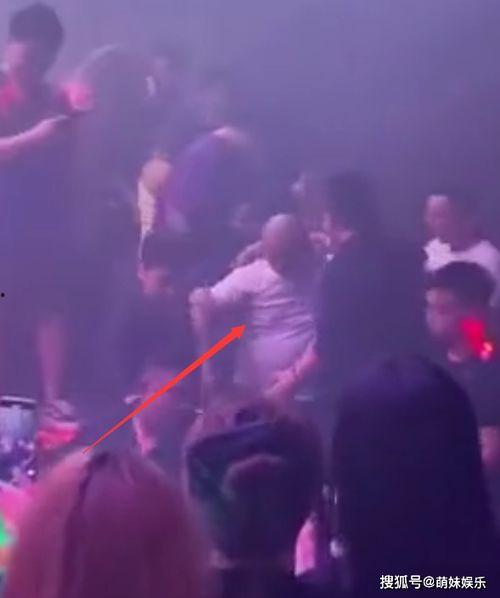 成都酒吧网红吃瓜事件,揭秘幕后真相与网络舆论风暴